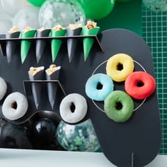 Game On - Controller Shaped Treat Stand