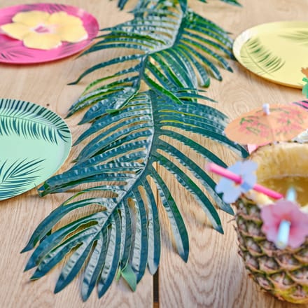 Hawaiian Tiki - Palm Leaf Foliage Stems Decoration Kit